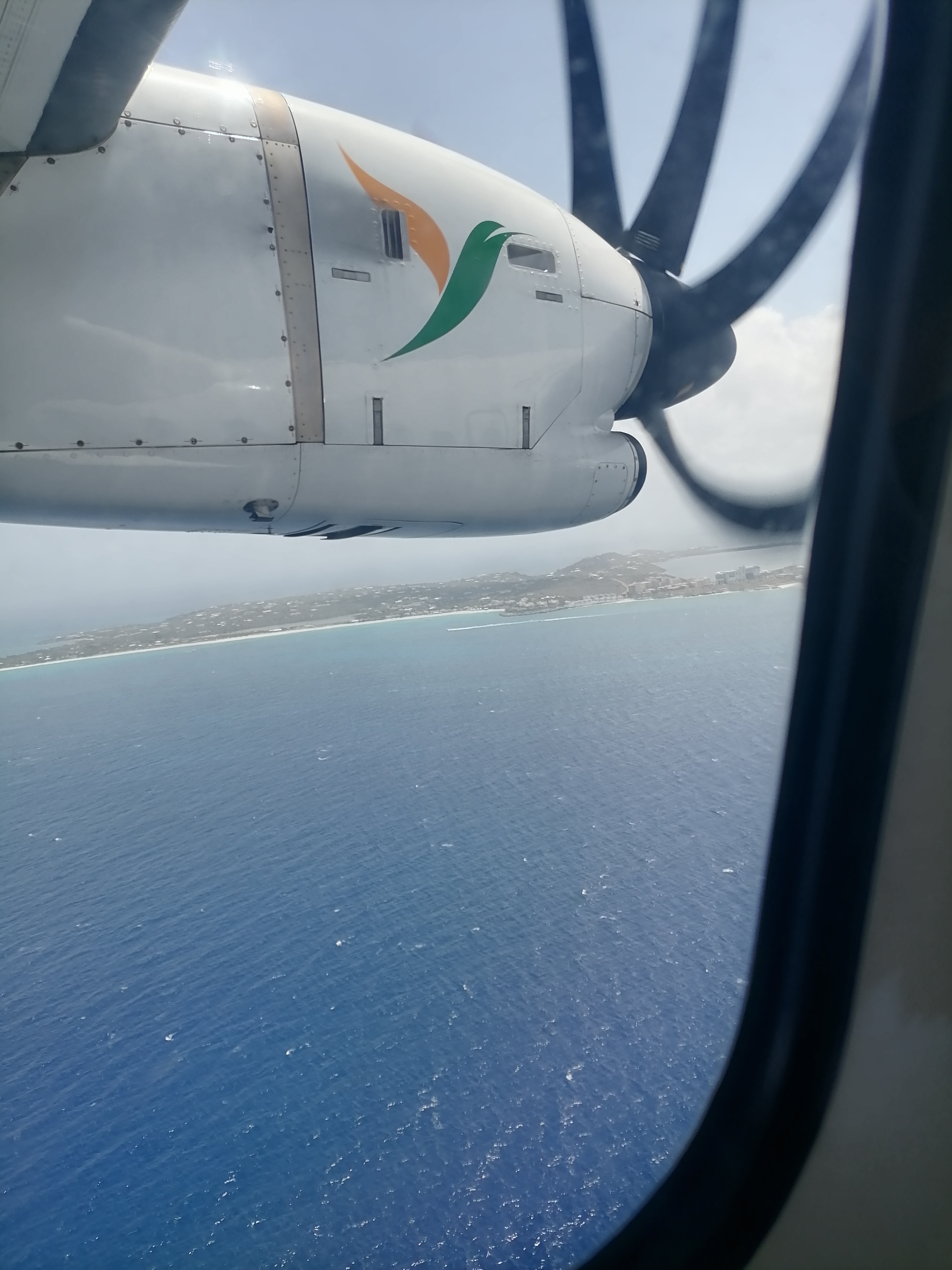 Flying from Dominica to Sint Maarten